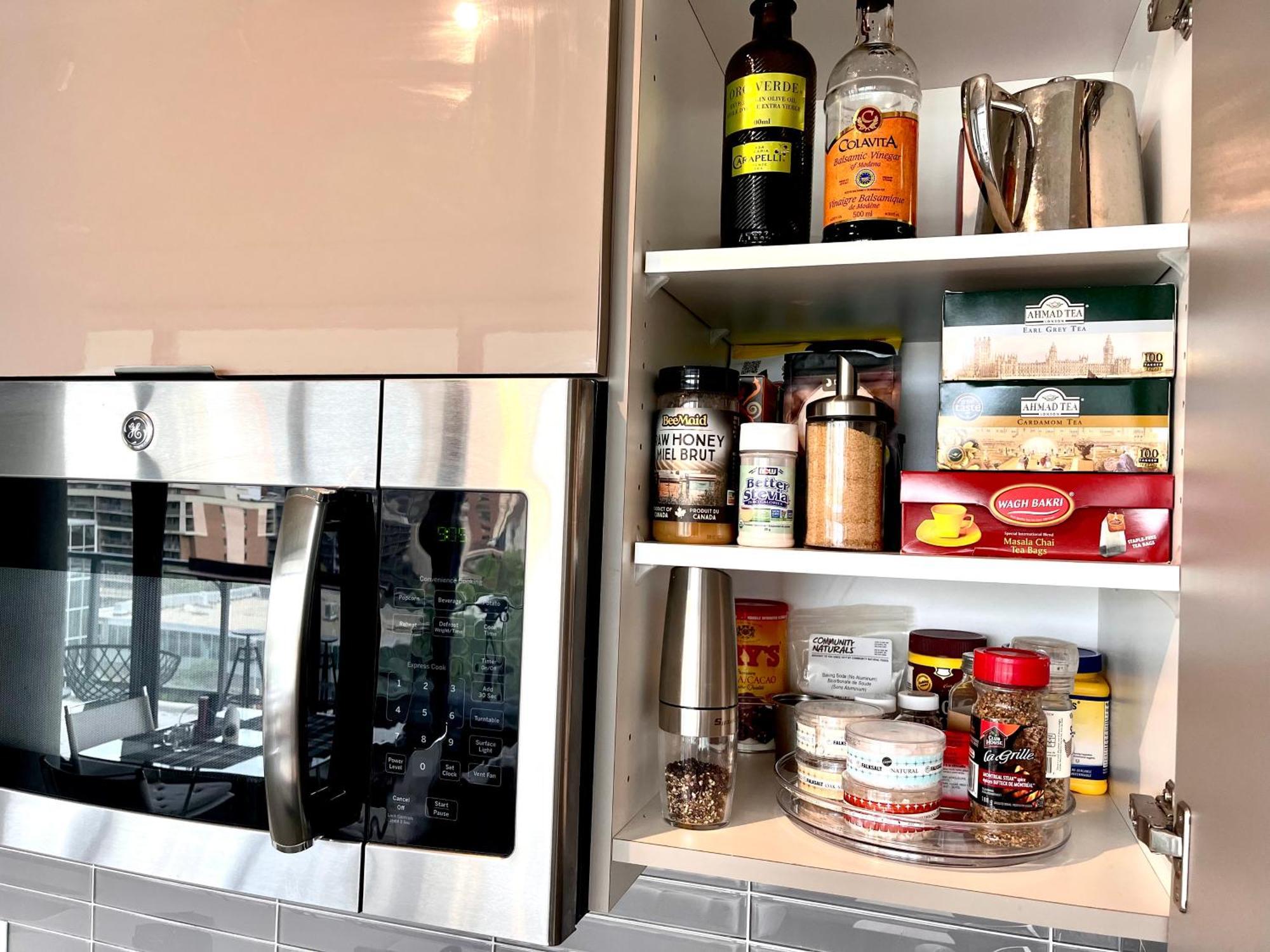 Luxury Dt, 2 Bedroom Deal, Private Balcony, Full Kitchen, Gym - Free Parking Appartement Calgary